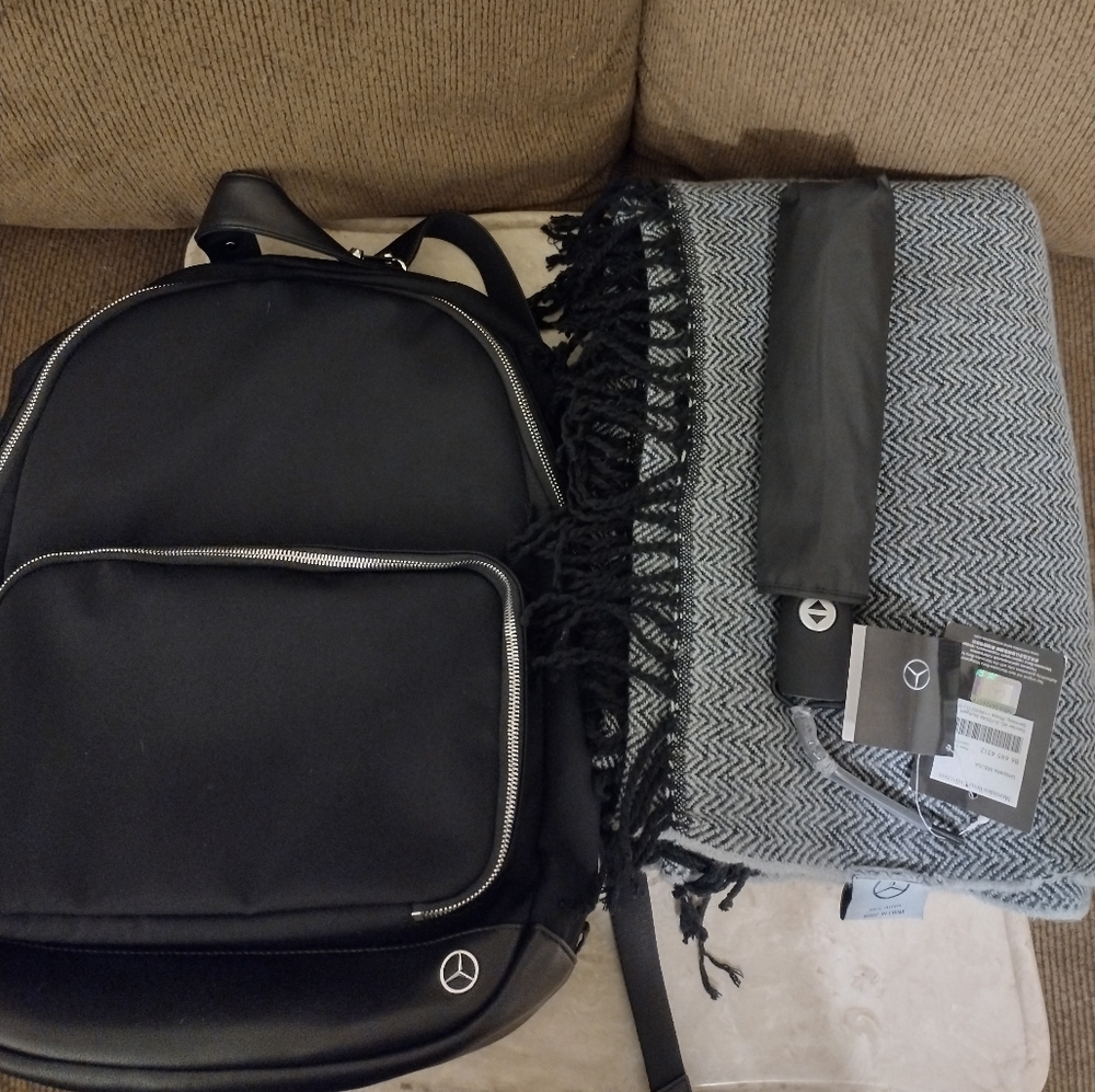 (Alfano Motorcars) Mercedes Benz Bookbag